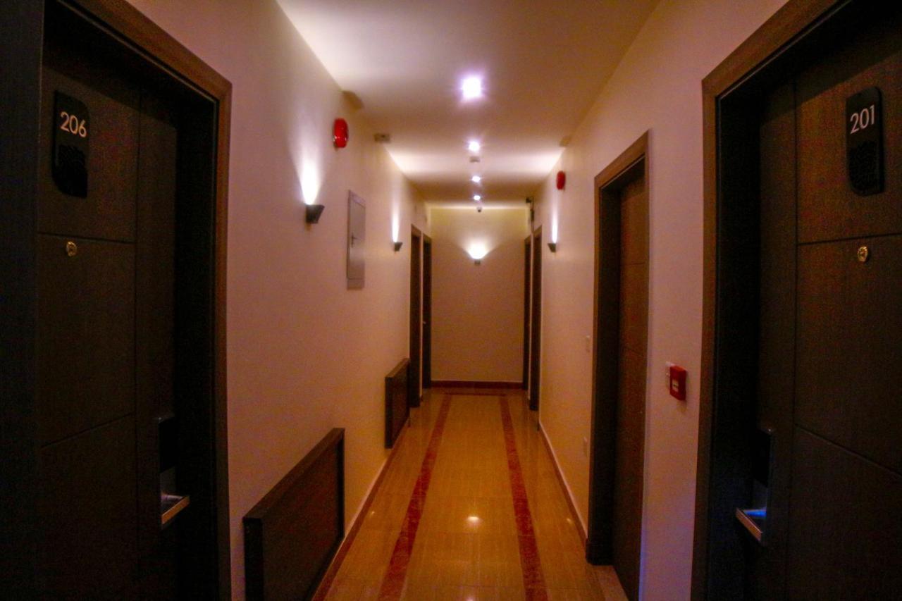 ِafnan Hotel Акаба Экстерьер фото
